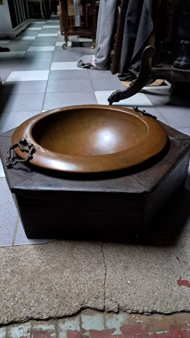 Braseira antiga como nova