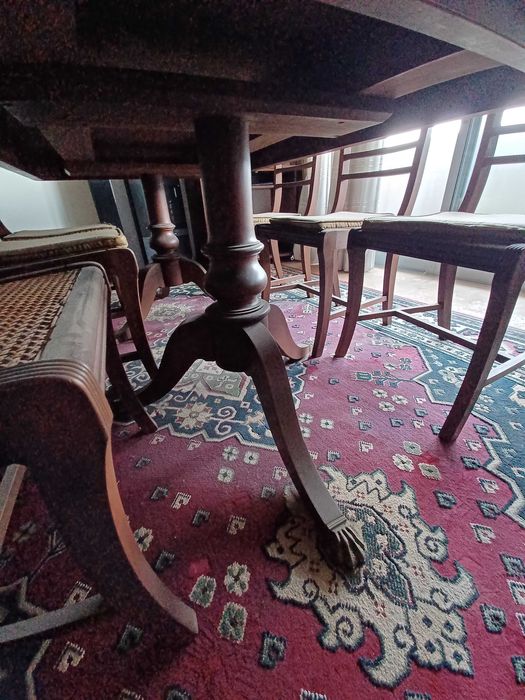 Mesa de Jantar Clássica