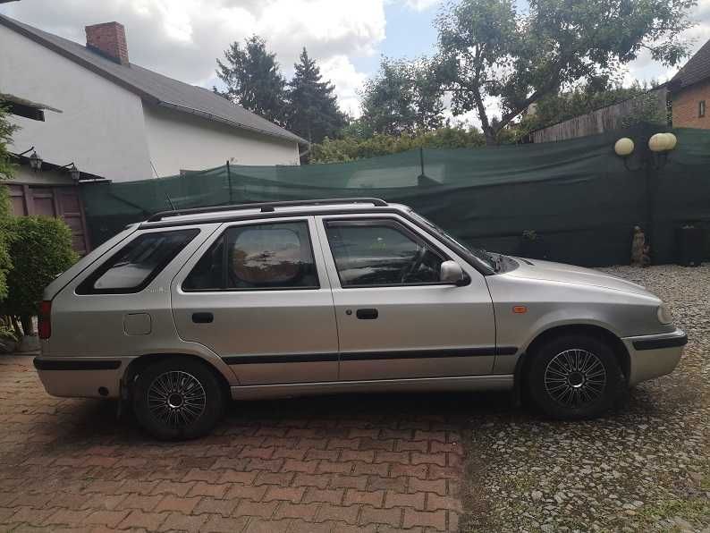 Skoda Felicja 1,6 MPI ,  LPG , szyberdach, hak i inne