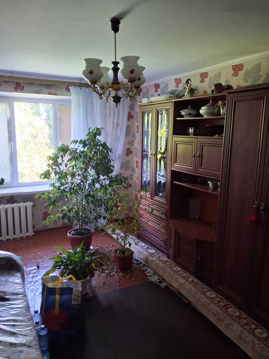Продам 3-х кімнатну квартиру