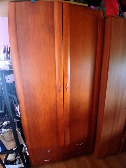 Quarto completo em ótimo estado