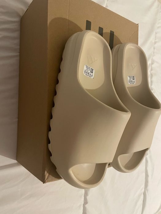 ADIDAS x Yeezy Slides