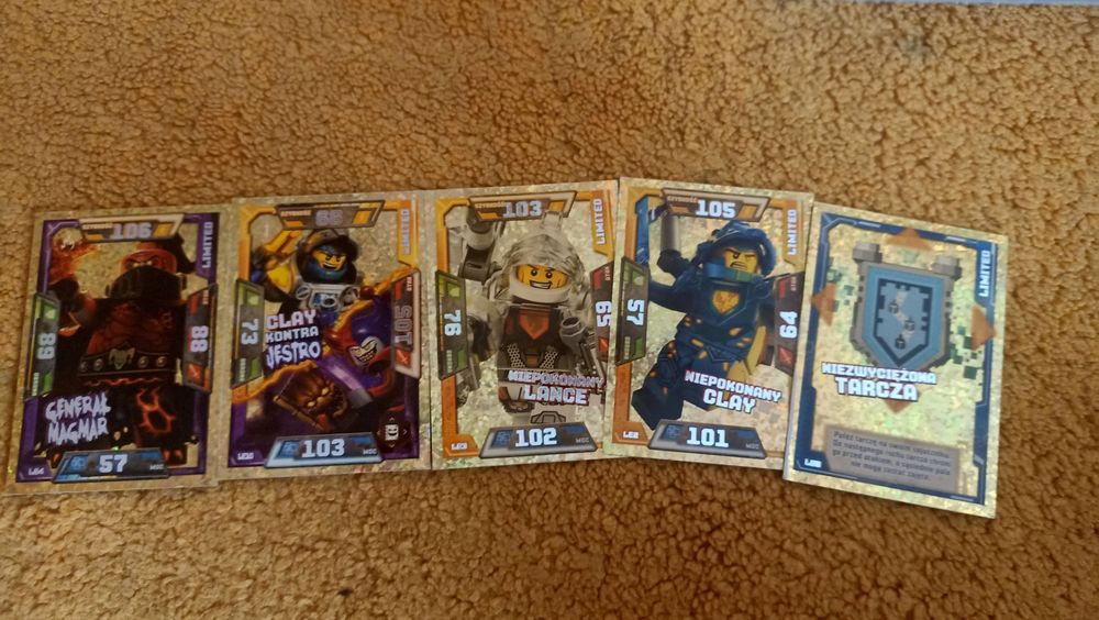 Karty LEGO nexo knights - 74 karty
