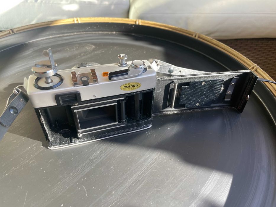 VINTAGE - CAMARAS FILME / ROLO - VOIGTLANDER VITORET / RICOH 800 EES