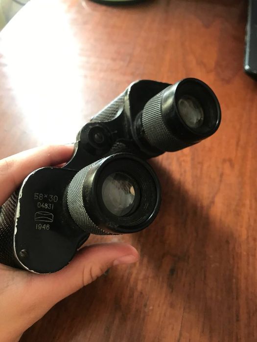 Продам бінокль 1946