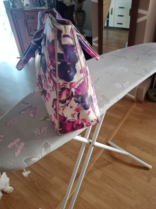 Duża torebka w kwiaty