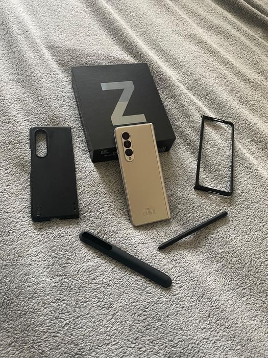 Samsung Galaxy Z Fold3 + Rysik