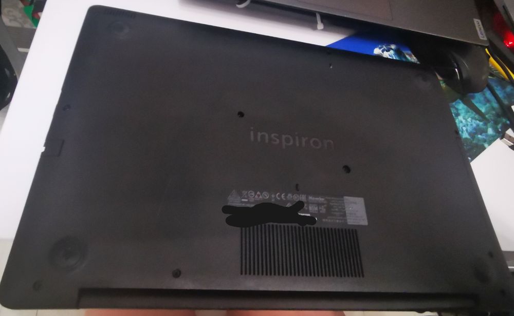 Notebook Dell Inspiron 5570 15,6" i-3 7020U 1TB HDD