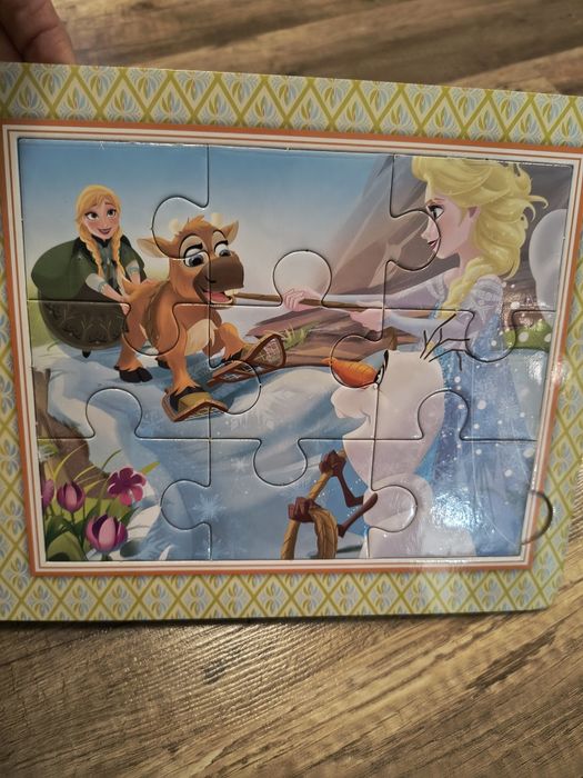 Książeczka z puzzlami