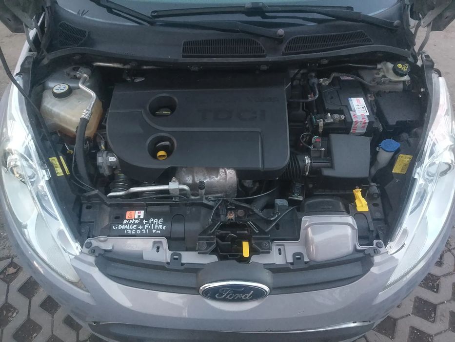 Ford Fiesta 1.6 tdci TYTANIUM Chromy 5 drzwi klimatronic