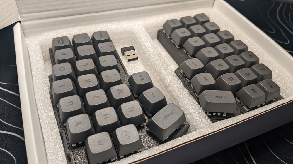 Безпровідна механічна спліт клавіатура CORNE V4 2.4G