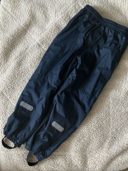 Зимові лижні термо водонепроникні штани напівкомбінезон нові 134см