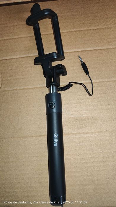 Pau Selfie 70 cm com jack 3,5 Quilive