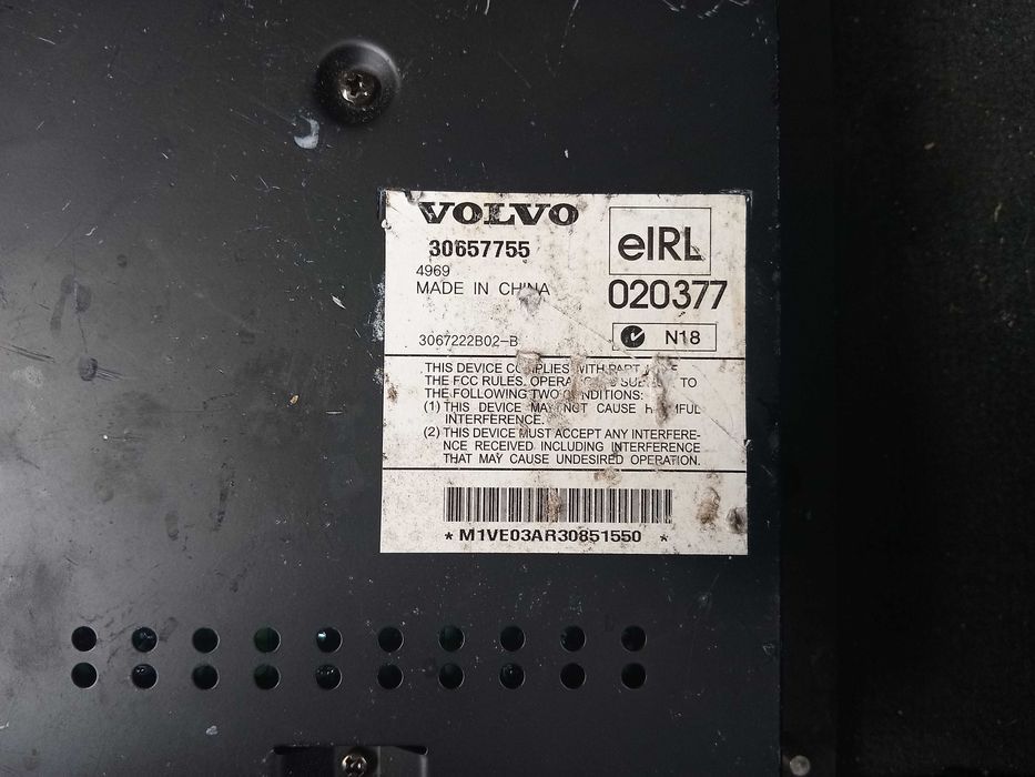 Volvo xc90 wzmacniacz audio 30657755