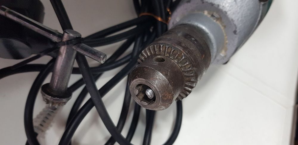 Дриль ударний Тайга ДЭУ-950