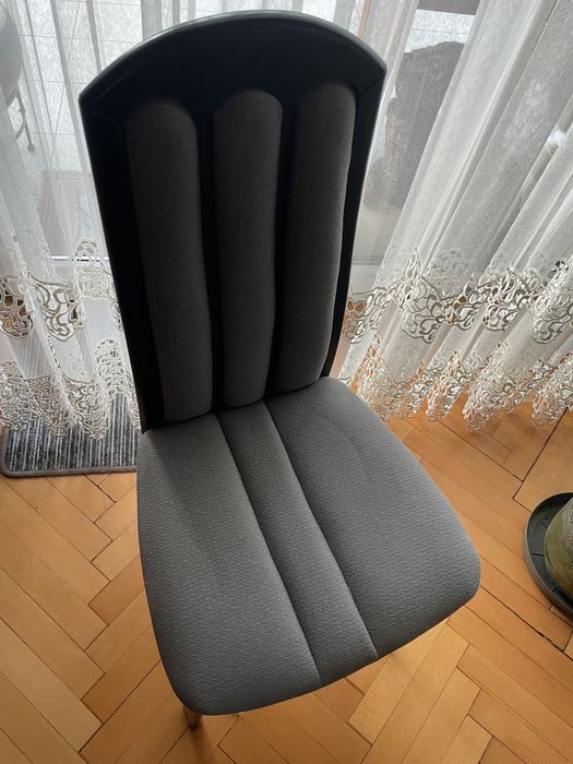 Krzeslo tapicerowane