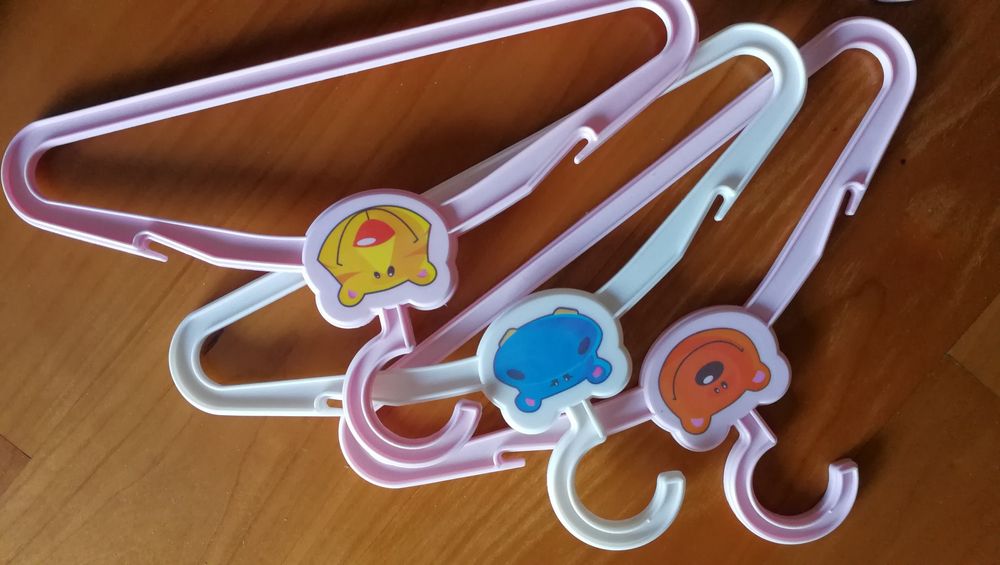 NOVOS| 6 Cabides Infantis Princesas Disney + Animais