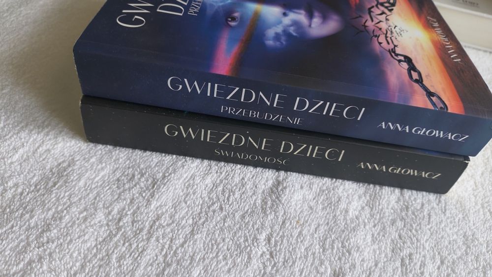 Książki Anny Głowacz Gwiezdne dzieci cz. 1 i 2