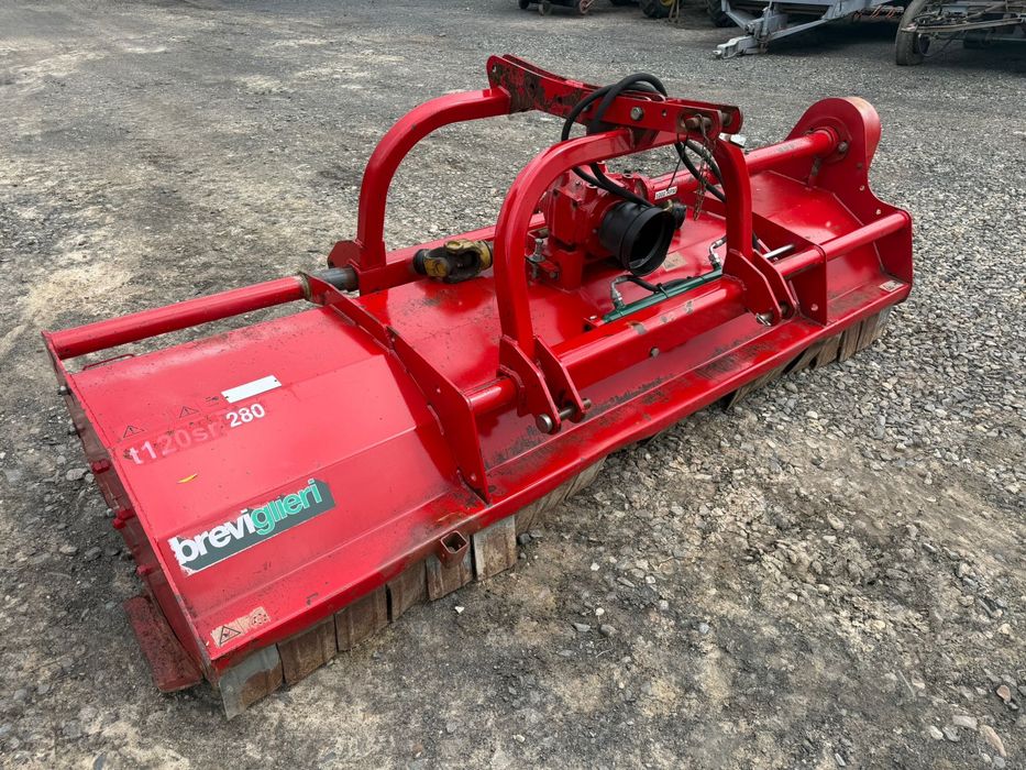Mulczer kosiarka bijakowa kuhn muthing maschio Omarv 4m