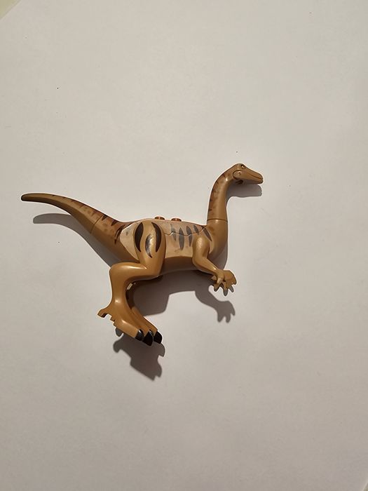 Lego dinozaur Gallimimus