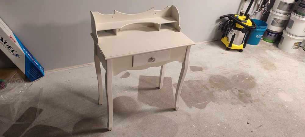 Toaletka w stylu Glamour stan BDB sekretarzyk butonierka komoda