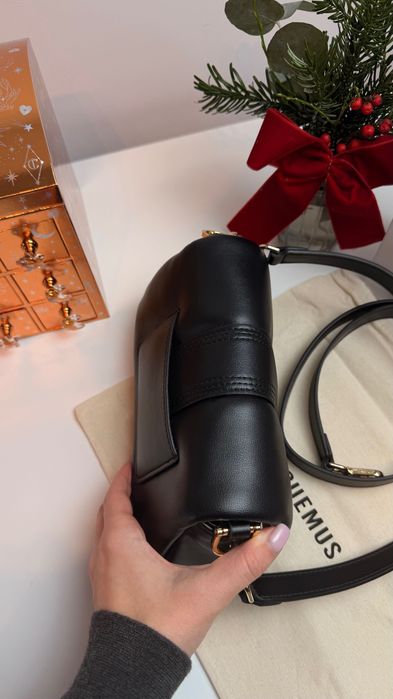 Torebka Jacquemus z pudełkiem