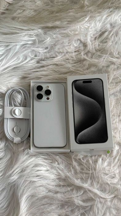 Iphone 15 Pro - 256GB