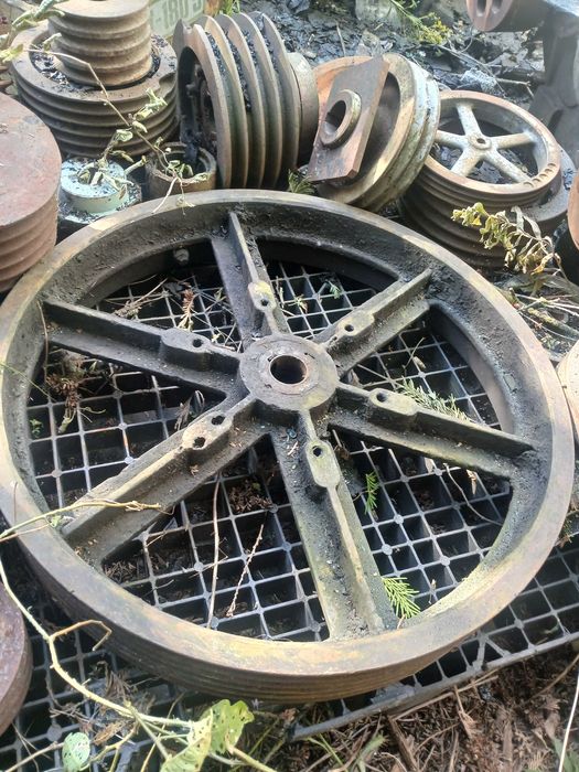 Koło pasowe duże 760 mm średnicy