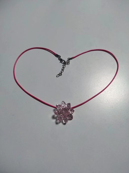 Naszyjnik różowy kwiatek charms księżniczki