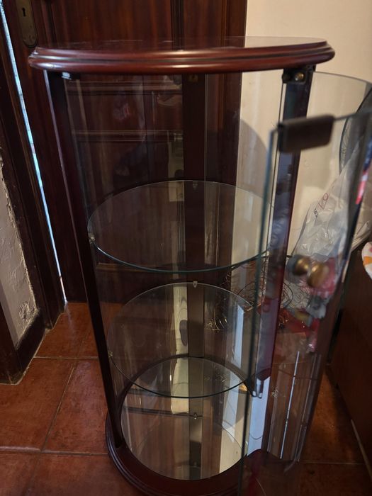 Vitrine antiga com 2 prateleiras