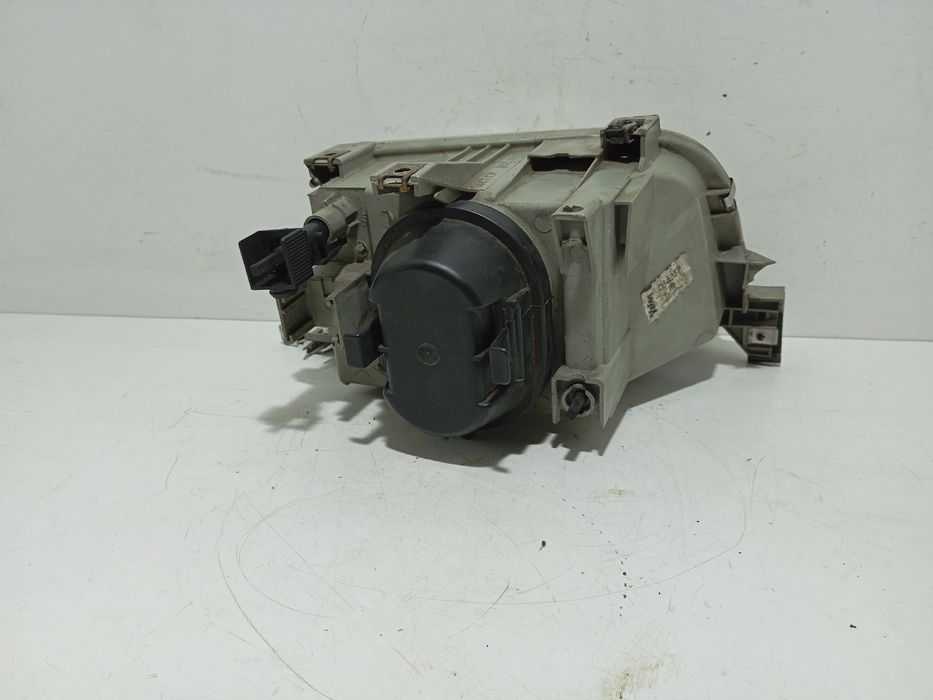 Ótica / farol esquerda RENAULT Clio I (B/C57_, 5/357_)