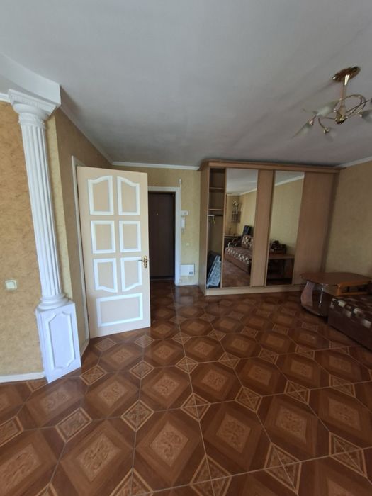 Срочно продам 1 ком кв-ру пр.Небесной сотни