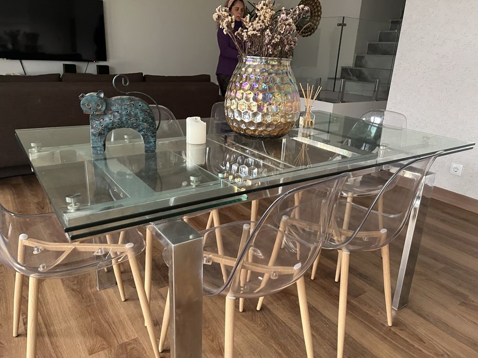 Mesa de Jantar - extensivel + cadeiras