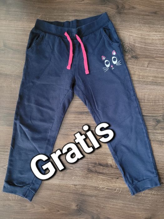 2 bluzy polarek rozm. 122 - 128 cm + gratis!