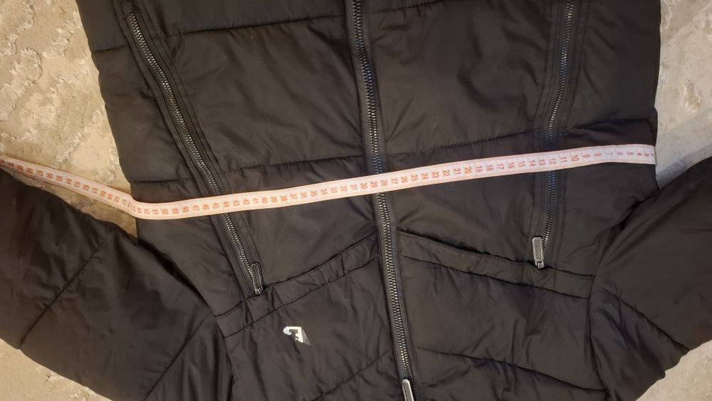 Куртка зимова жіноча