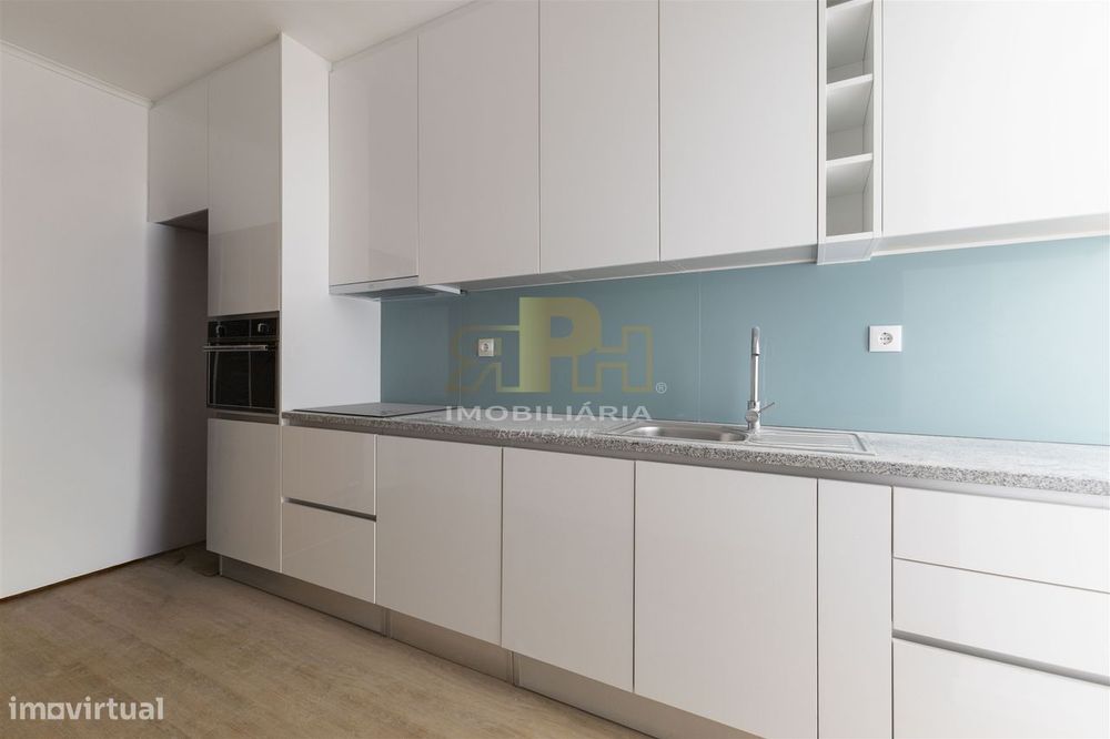Apartamento T3 Arrendamento em Santarém (Marvila), Santa Iria da Ribei