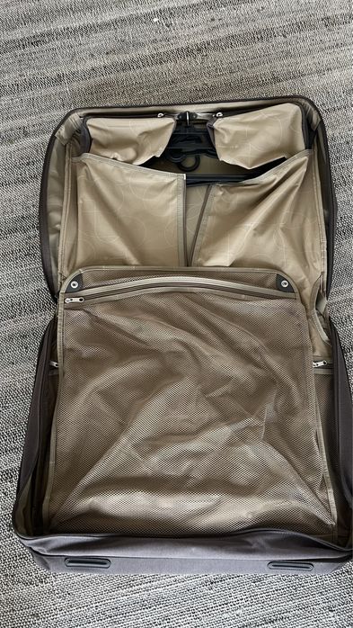 Porta Fatos Samsonite praticamente novo