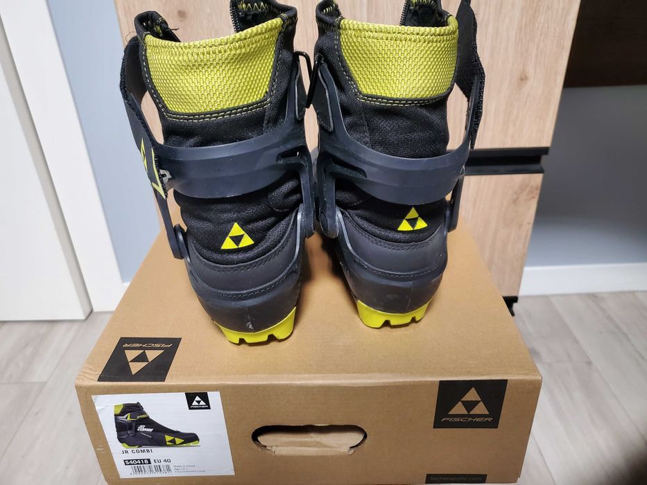 Бігові лижні боти Fischer універсальні