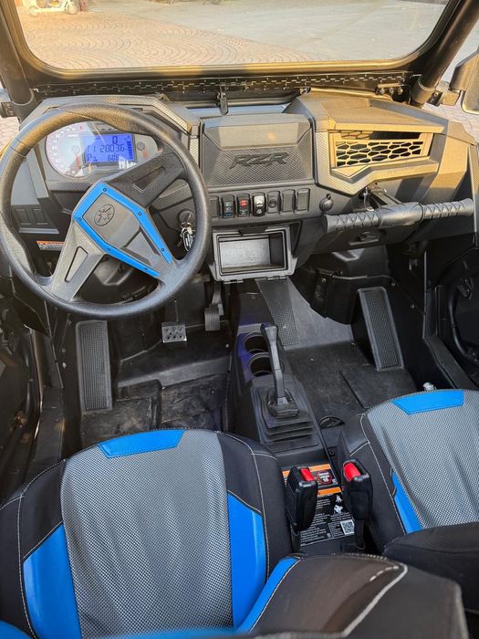Polaris RZR 1000