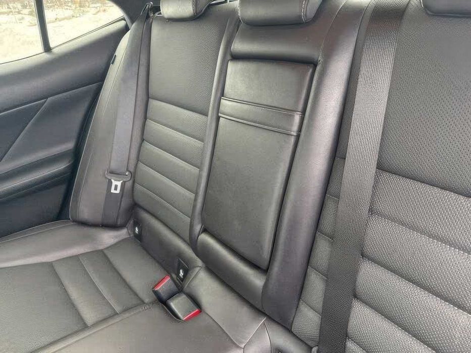 Lexus IS 300      2016