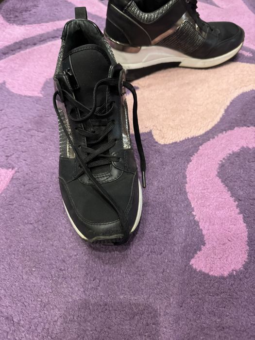 Кросівки michael kors