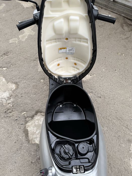 Suzuki Let’s3 свіжий з контейнера