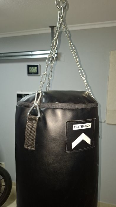 Saco e luvas boxe