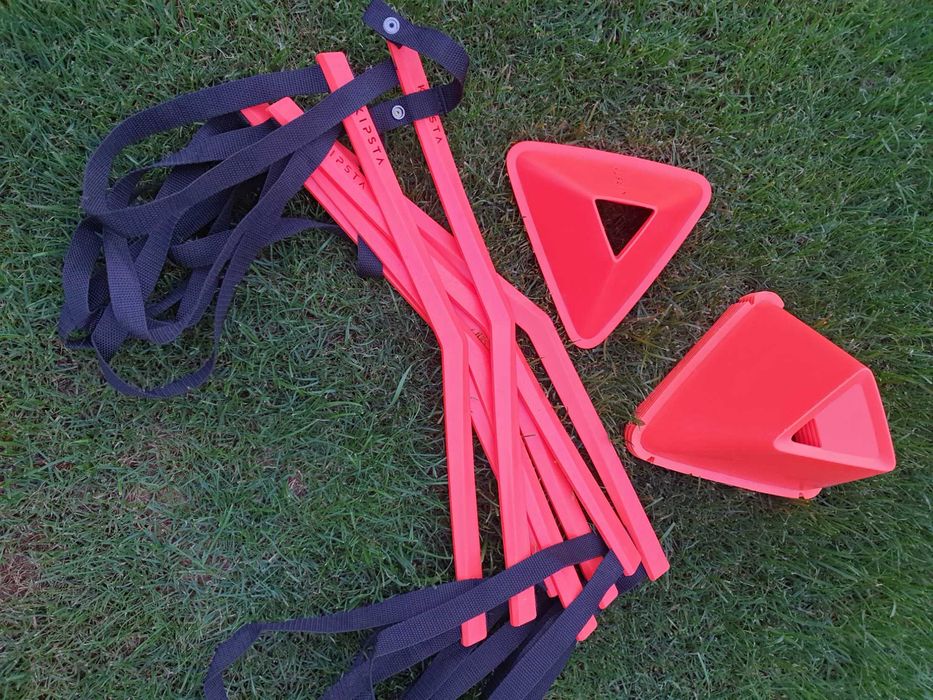 Drabinka treningowa plus slupki pacholki Kipsta decathlon