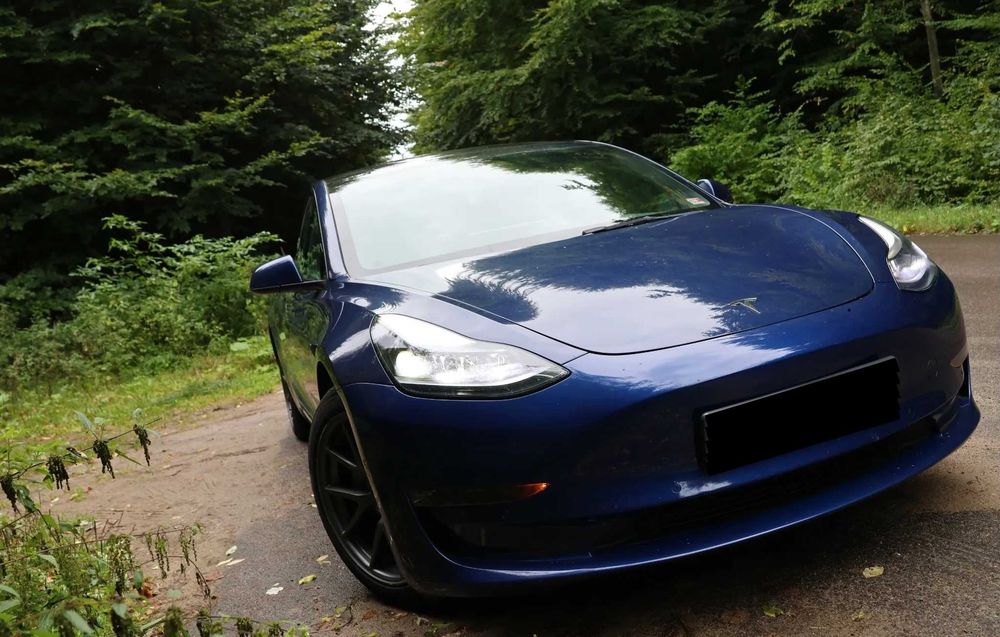 2022 Tesla Model 3 RWD