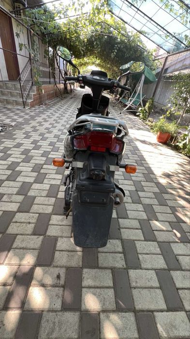 Продам мопед Yamaha BWS 100 куб.