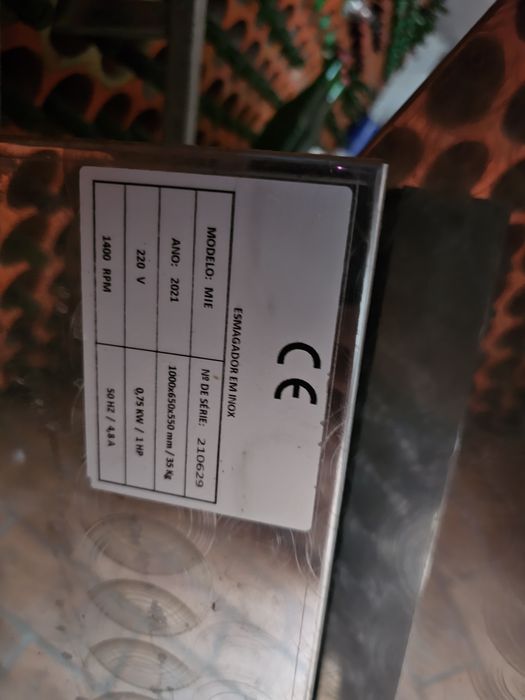 esmagador em inox vinicultura