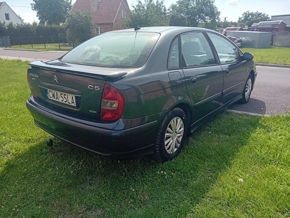 Citroen C5 2.2 HDI sedan