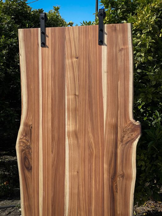 Porta de correr de madeira maciça