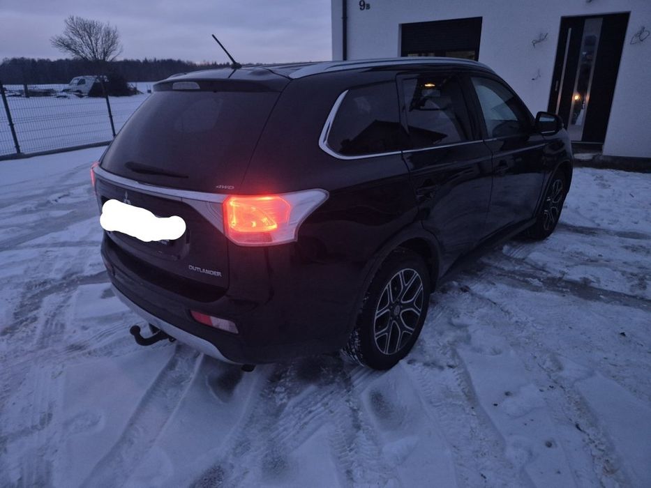 Mitsubishi outlander 2.2 150km 15r  7osobowy